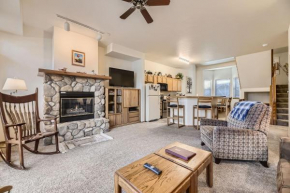 Village Point 212